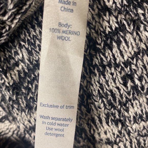 Lululemon Cardi All Day Cardigan - Picture 9 of 10